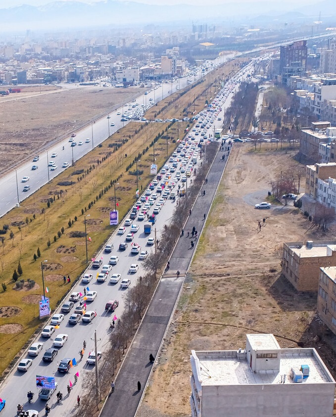 کاروان‌های موتوری و خودرویی در آیین سالروز پیروزی انقلاب اسلامی به روایت تصویر